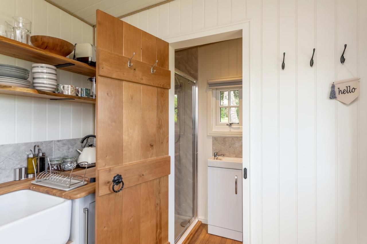 Secluded Lodge With Spectacular Views And Hot Tub! Bath Exteriér fotografie